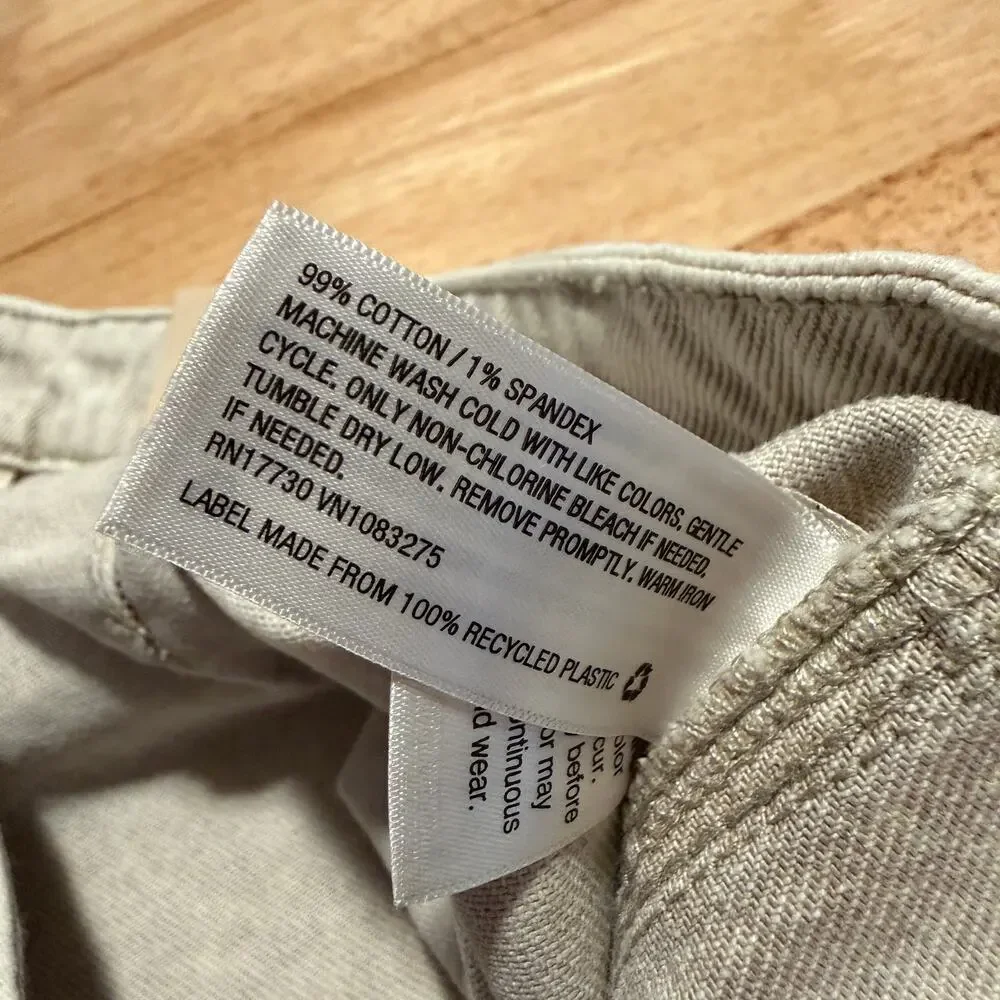 Universal Thread Women's Light Gray Wide Leg Cropped Pants - Size 16W - NWT
